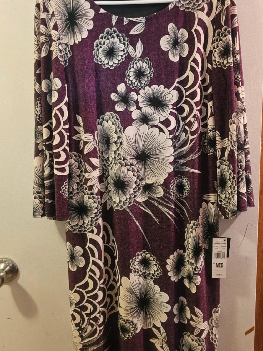 Sandra Darren Purple Floral Long Sleeve Dress